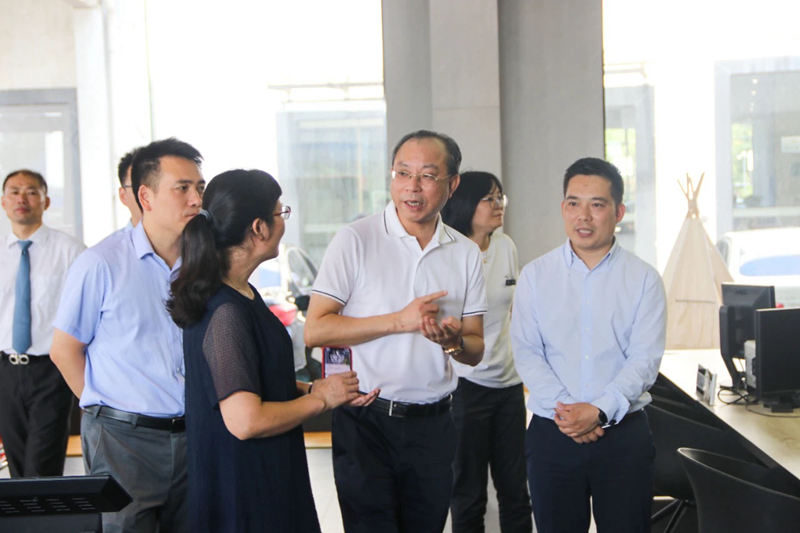 林昌斌赴紹興、寧波慰問一線員工