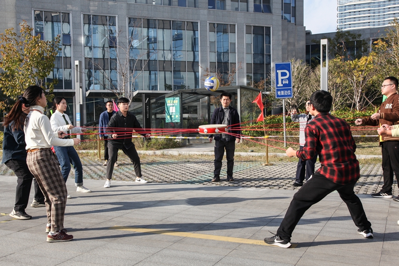 1637228105859159.jpg 2-浙農(nóng)控股顛高高隊_副本.jpg